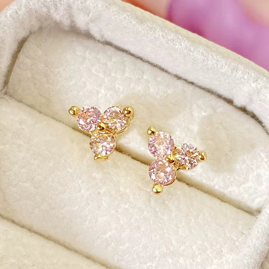 Dainty 3 leaf clover stud