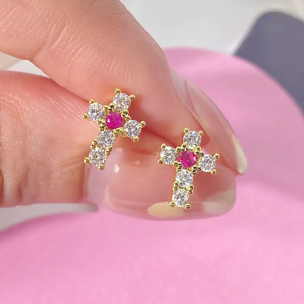 Dainty cross studs