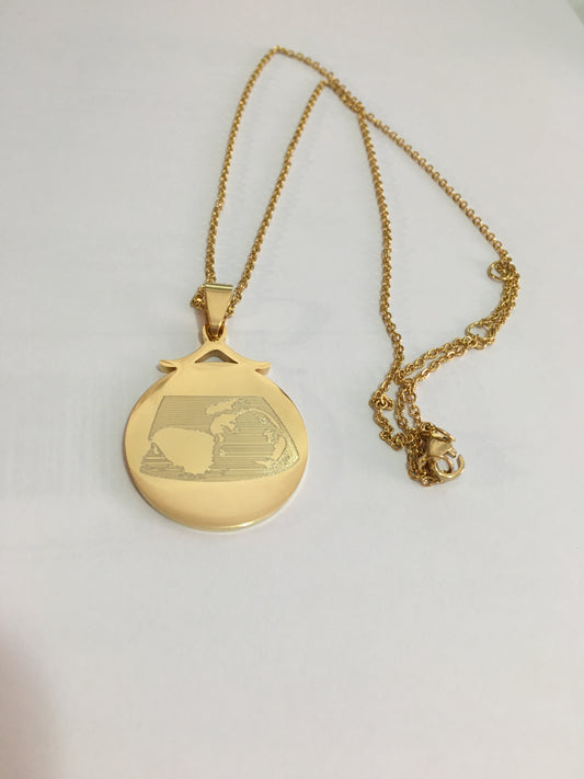 18K Engraved Photo Necklace
