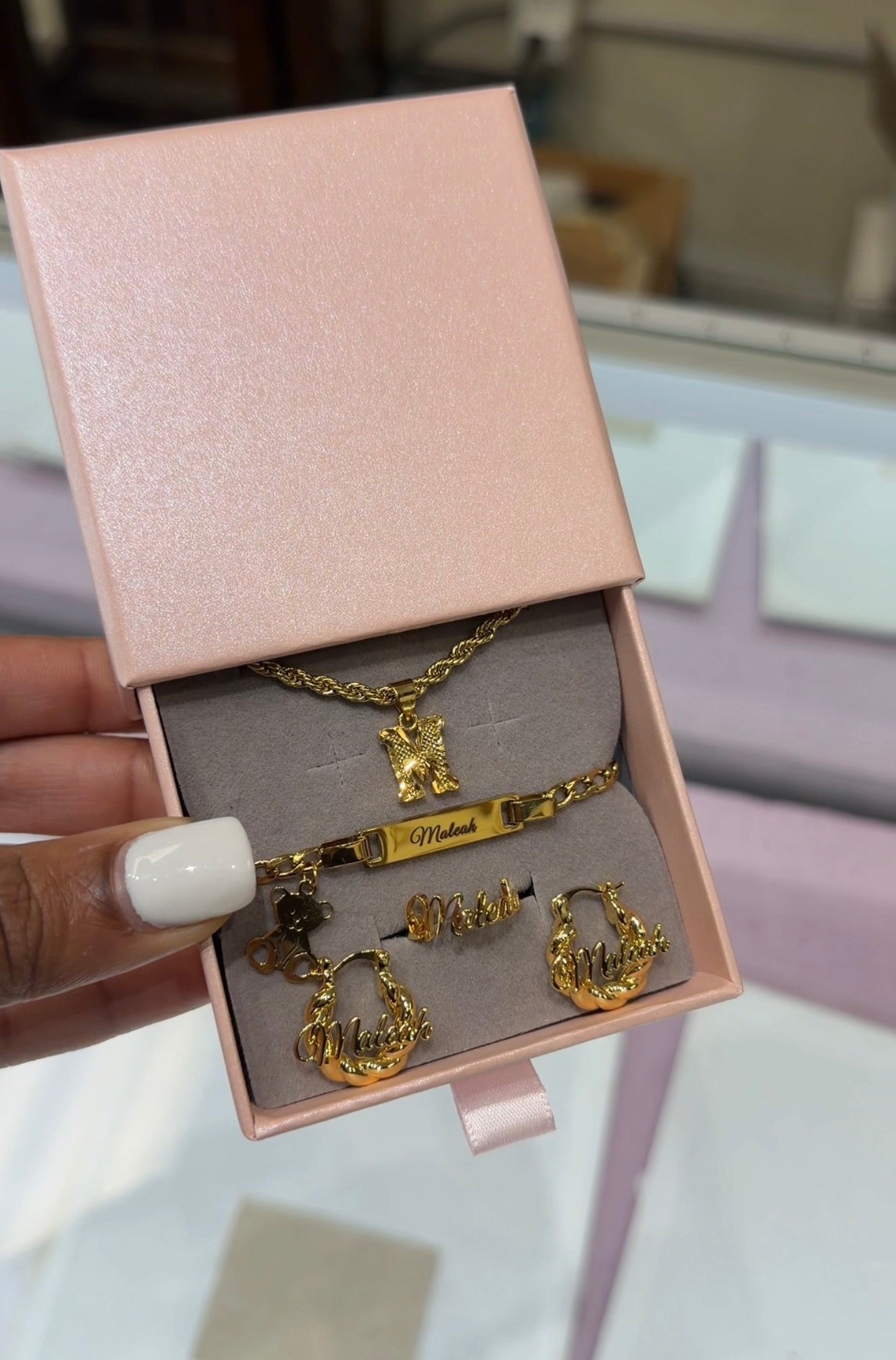 4PC Golden Child Set