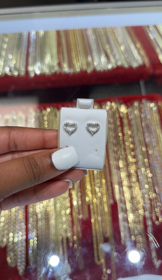 Mini heart studs