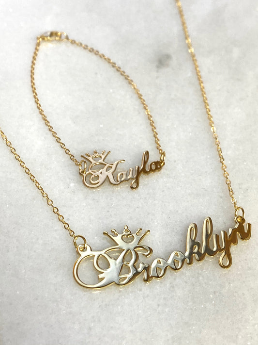 Crown Me Nameplate & Bracelet Set