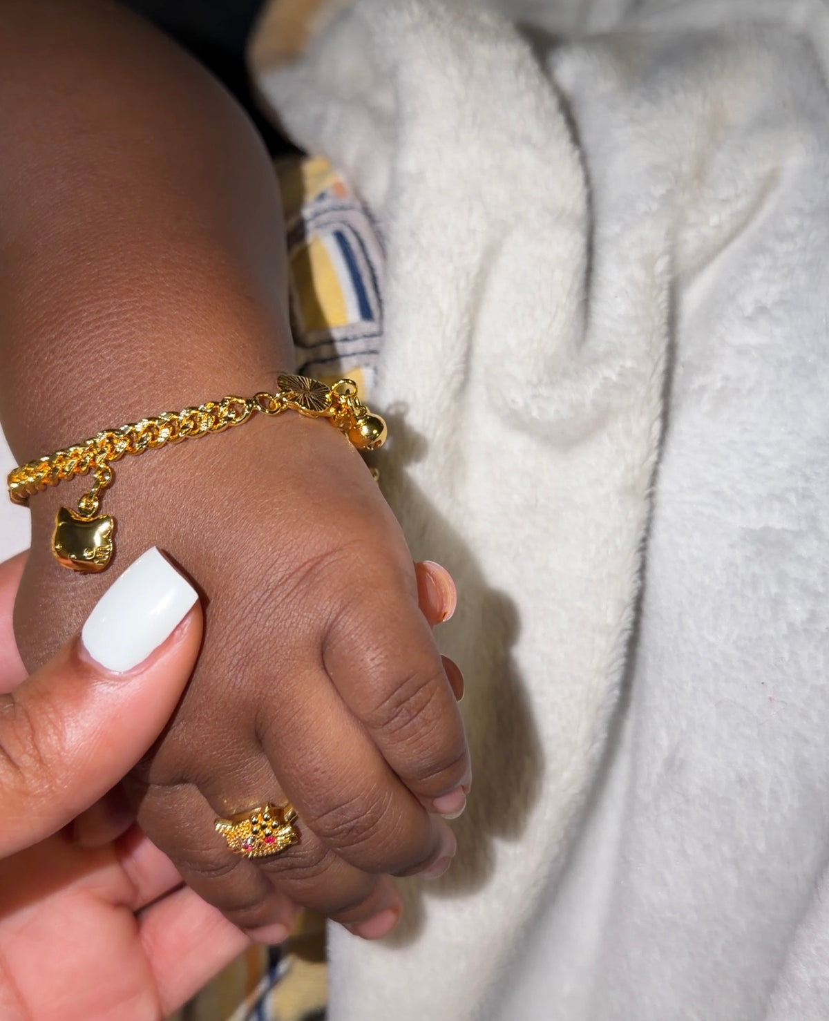 2PC Hello Kitty Charm Bracelet & Ring Set