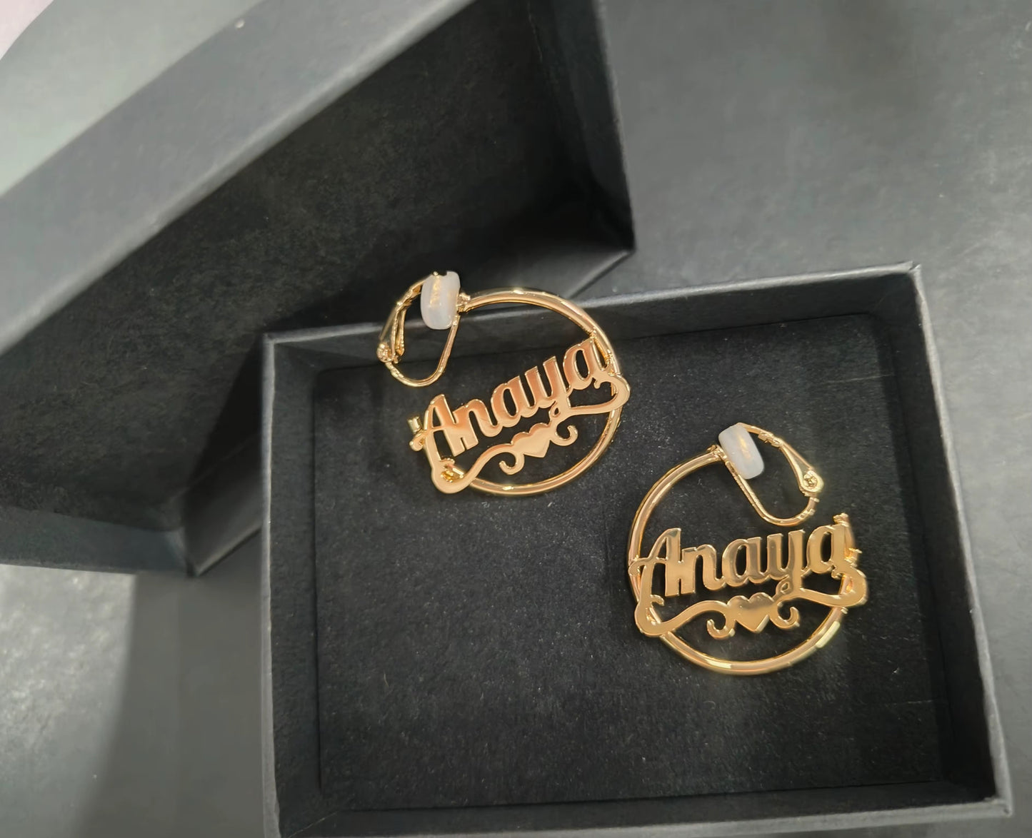 Clip on Nameplate Hoops