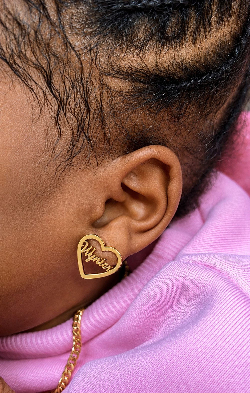Sweet heart nameplate studs