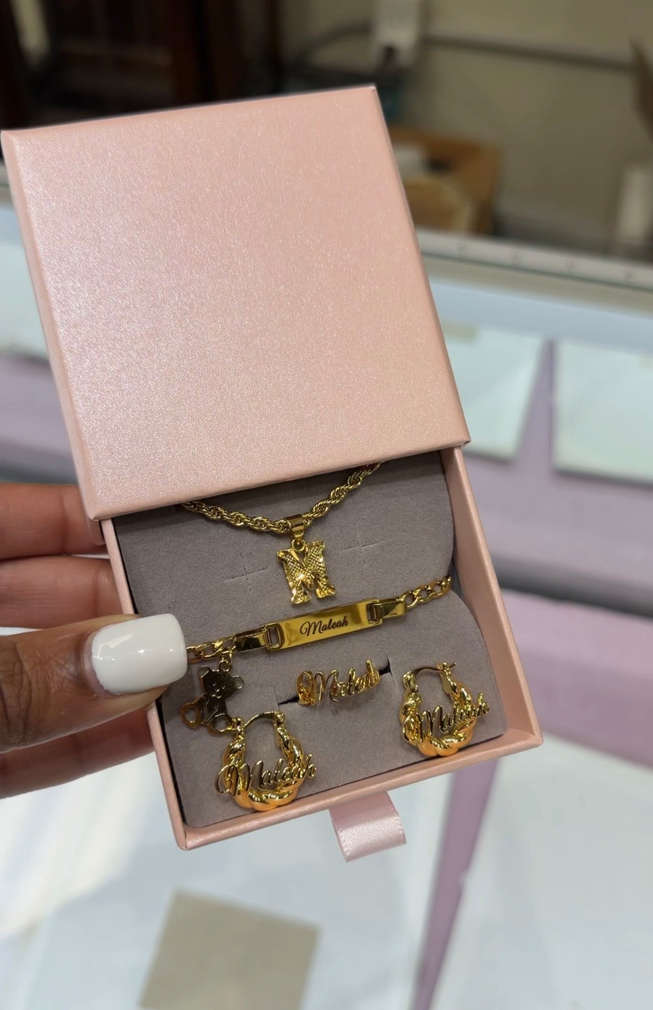 4PC Golden Child Set