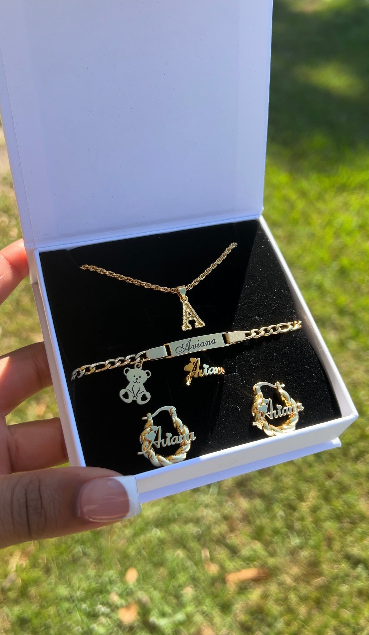 4PC Golden Child Set